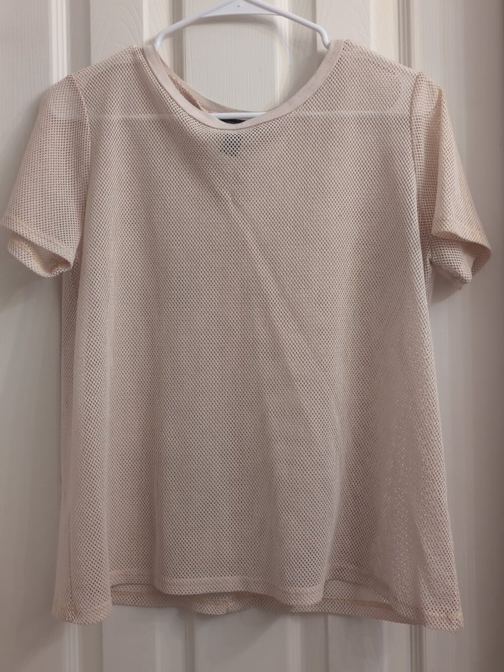 Sheer/mesh gym top